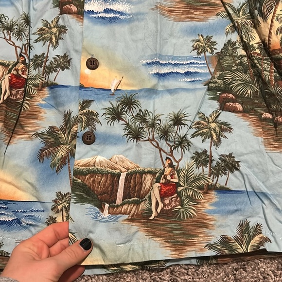 Blue Hawaii mens Hawiian shirt button down - Picture 5 of 6